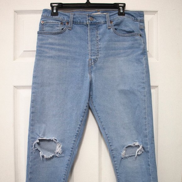 Levi's Wedgie Fit High Rise Skinny Jeans - Picture 2 of 8